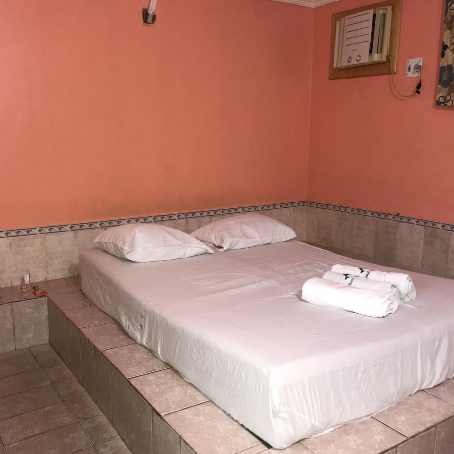 Infinity Motel (Adults Only) Olinda Luaran gambar